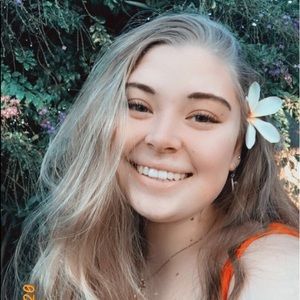 Meet your Posher, Madison